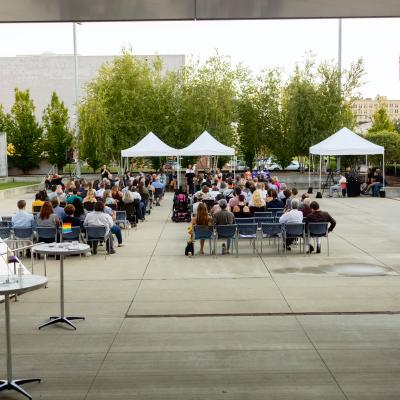 Akron: wide shot during the event